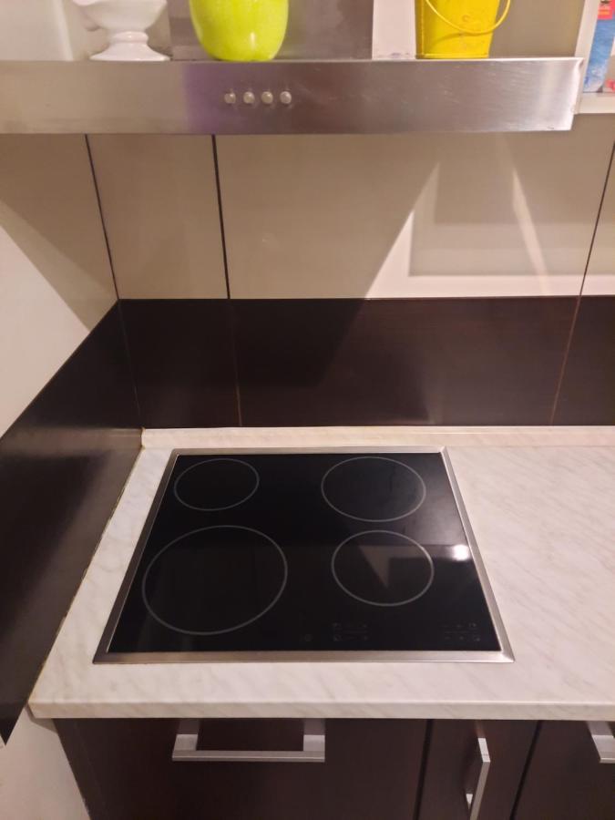 Apartman Zuzu Trenčín Buitenkant foto